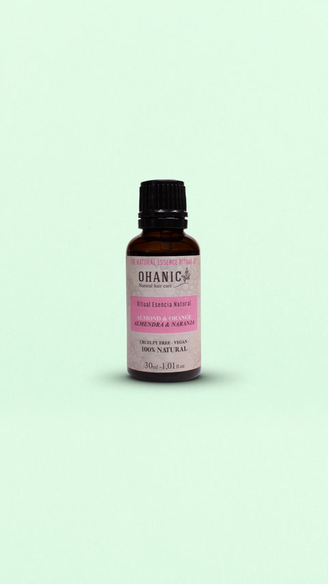 lasche Ohanic Essence Almond und Orange, 30 ml, mit Mandel- und Orangenextrakten. Vegan, tierversuchsfrei, 100 % natürlich, frei von Silikonen, Sulfaten, Farbstoffen, Paraffinen und Gluten.