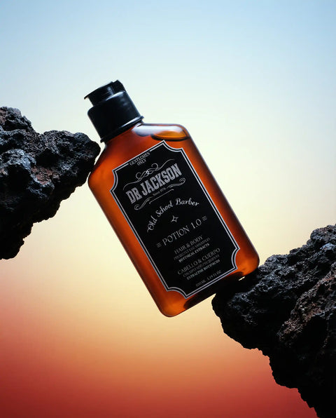 Feuchtigkeitsspendendes Körper & Haar Shampoo (Potion 1.0) von Dr. Jackson